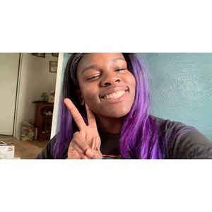 Meet your Posher, Amber